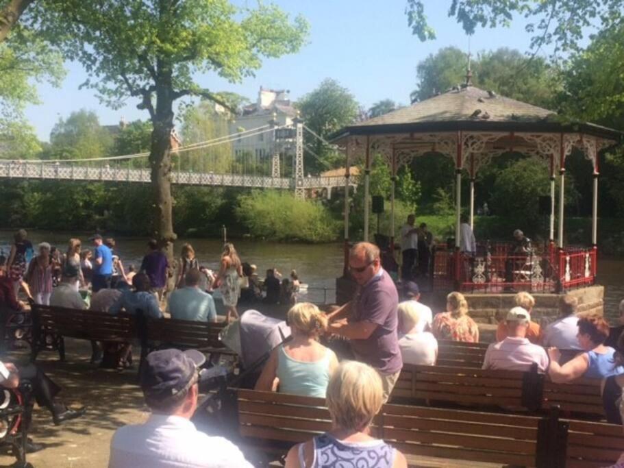 In The Heart Of Chester, Historical & Stylish Eksteriør billede