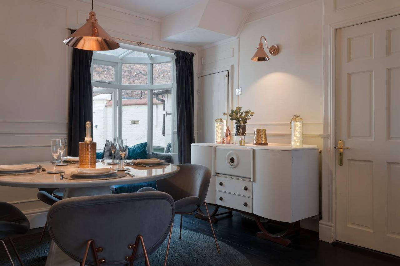 In The Heart Of Chester, Historical & Stylish Eksteriør billede