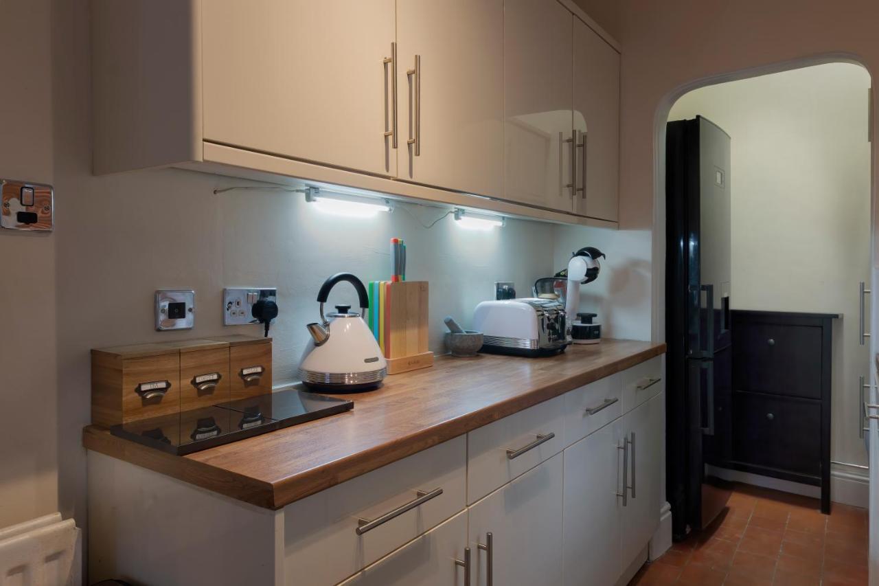 In The Heart Of Chester, Historical & Stylish Eksteriør billede