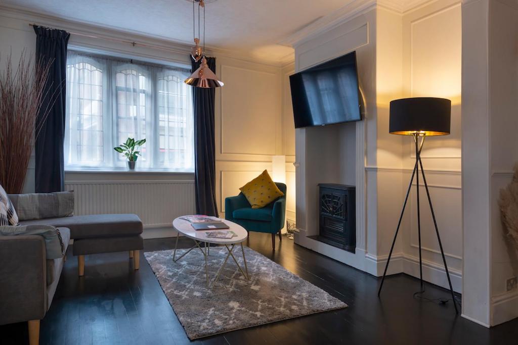 In The Heart Of Chester, Historical & Stylish Eksteriør billede